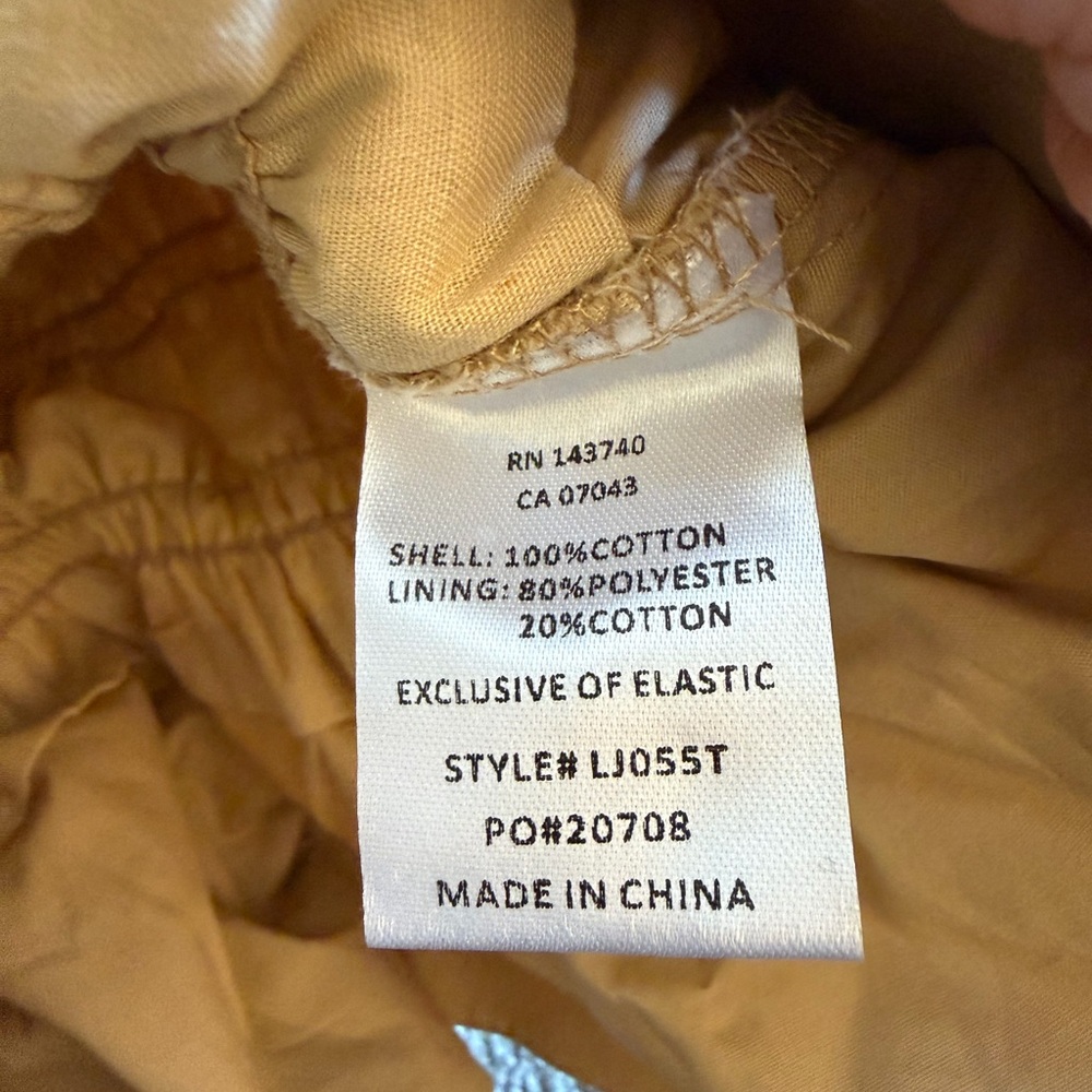 Hyacinth House Smocked Ruffle Top Camel Cotton Size XS - Picture 3 of 3